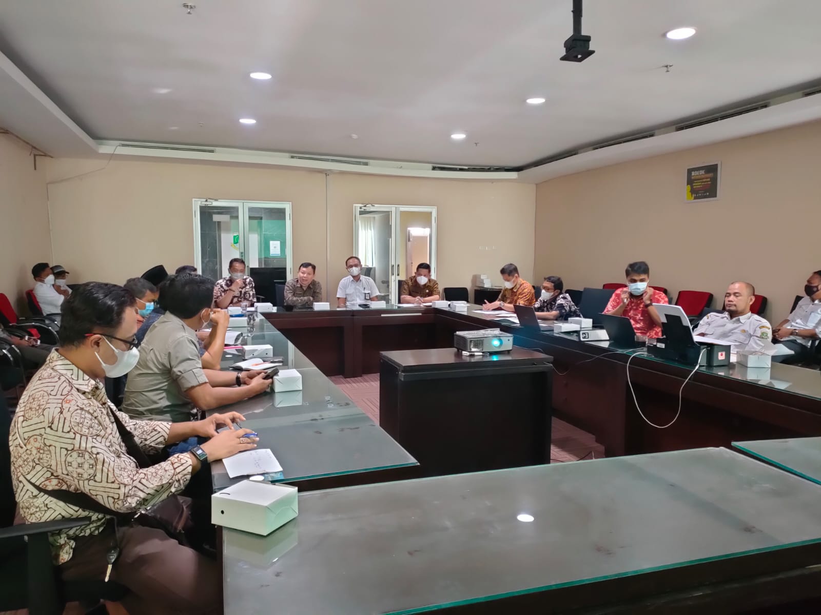 Rapat Pembahasan Tukar Menukar Tanah Kas Desa