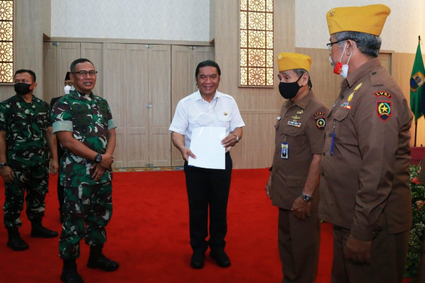 Tasyakuran HUT Kemerdekaan RI ke 77, Pj Gubernur Banten Perkuat Komunikasi Dengan Pejuang Kemerdekaan