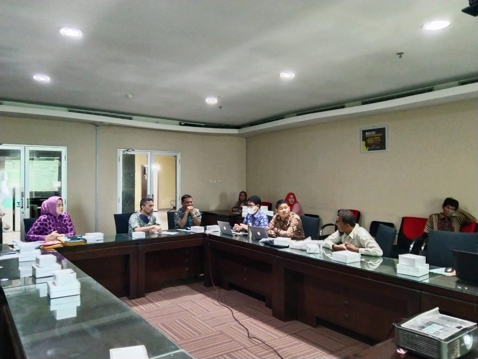Rapat  Pembahasan Penilaian Angka Kredit (PAK) 2020 dan Tahap Konversi Sasaran Kinerja Pegawai (SKP) 2021 Jabatan Funsional Pengelola Pengadaan Barang /Jasa Provinsi Banten