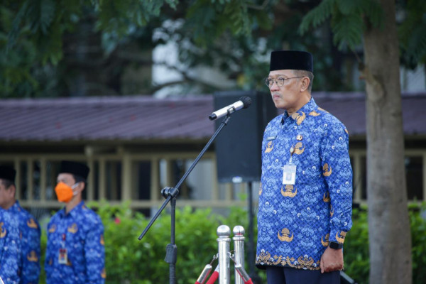 Pimpin Upacara Peringatan Hari Sumpah Pemuda, Pj Sekda Tranggono Ajak Pemuda Tangani Stunting