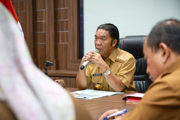 Pj Gubernur Banten Al Muktabar Pimpin Rapat Terbatas Persiapan Mudik Lebaran Tahun 2023