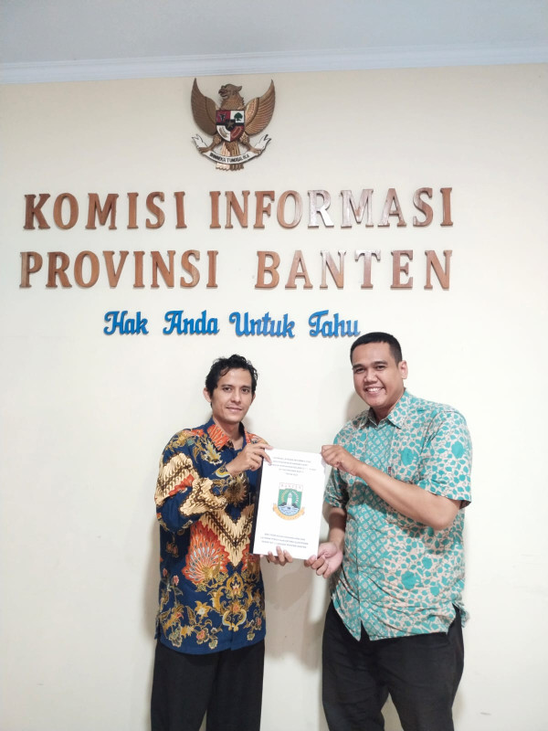 Penyerahan Laporan Layanan Informasi Publik 2024