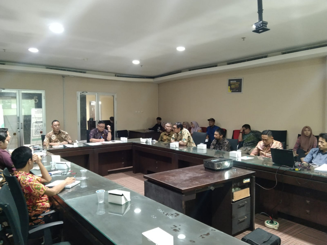 Rapat Evaluasi Laporan Perbulan