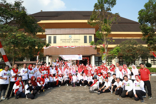 Biro Pengadaan Barang/Jasa dan LPSE Setda Provinsi Banten mengikuti perlombaan pada HUT kemerdekaan Republik Indonesia di Lingkungan Sekretariat Daerah Provinsi Banten