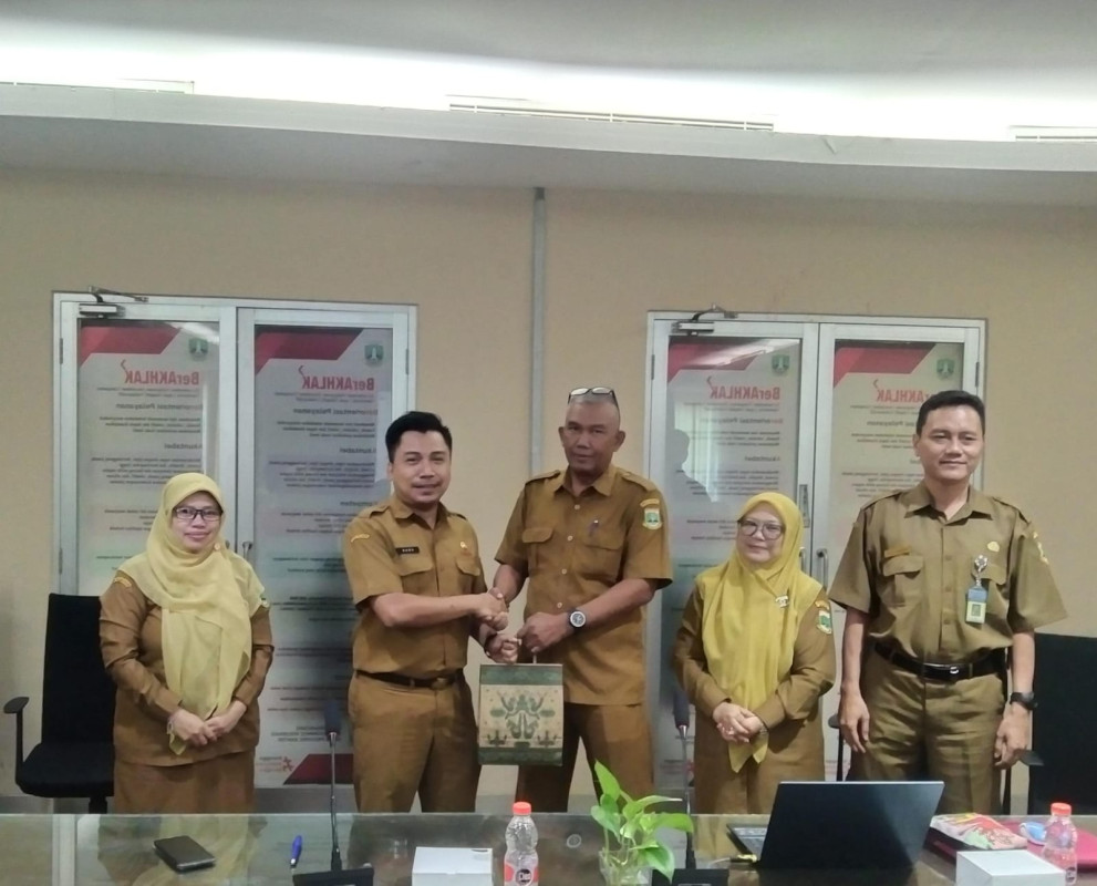 Penghargaan Kegiatan Evaluasi SOP Tahun 2025